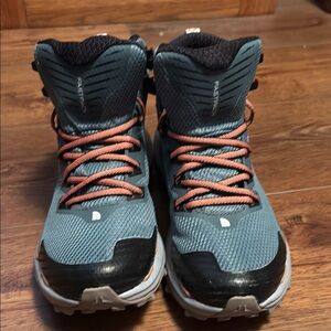 The North Face Womens hikers